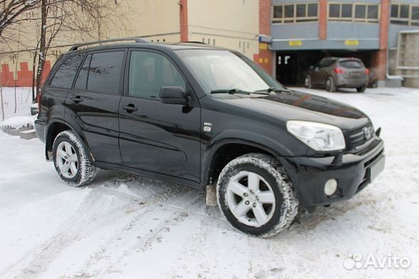 Toyota RAV4 2.0 AT, 1994, битый, 187 400 км