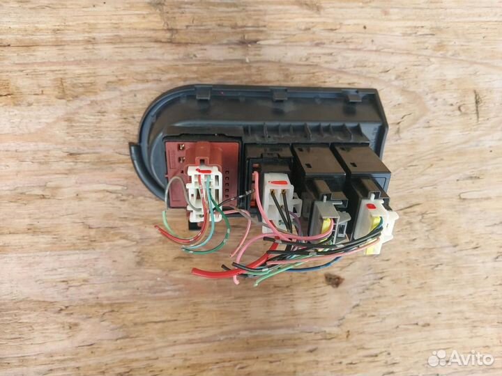 Блок кнопок Mitsubishi i-MiEV HA3W 2011 8619A223ZZ