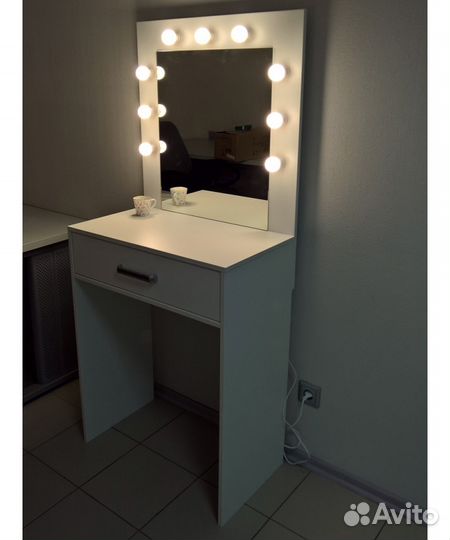 Гримерное зеркало