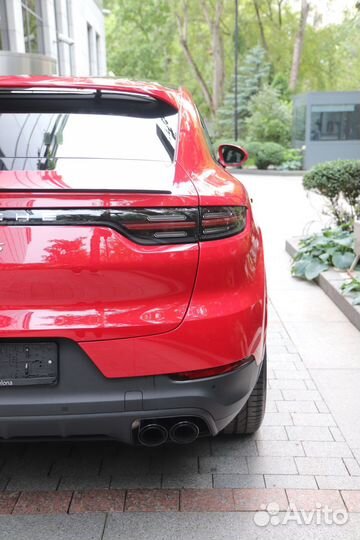 Porsche Cayenne 3.0 AT, 2022, 40 км