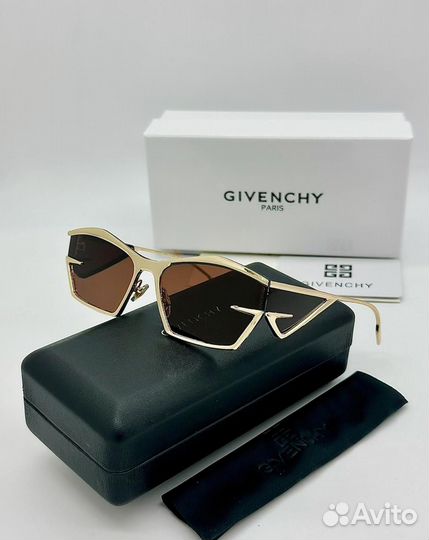 Солнцезащитные очки givenchy
