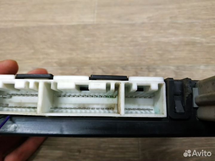 Блок комфорта Jaguar S-Type (1999-2008)