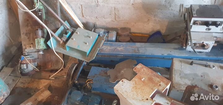 Токарный станок