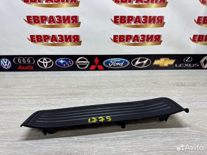 Накладка на порог задняя правая Honda Accord CL7