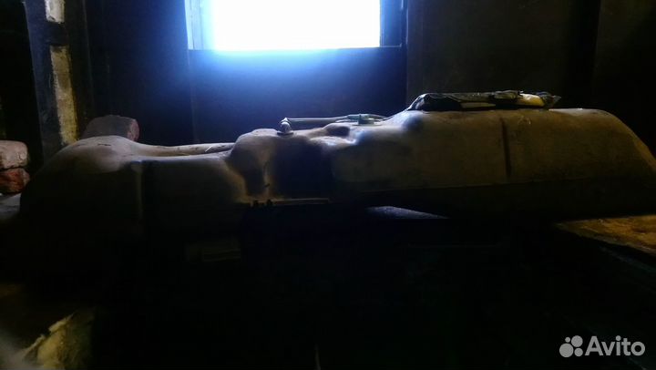 Продается топливный бак на рено симбл