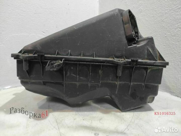 Корпус воздушного фильтра skoda octavia A4 1.9 TDI