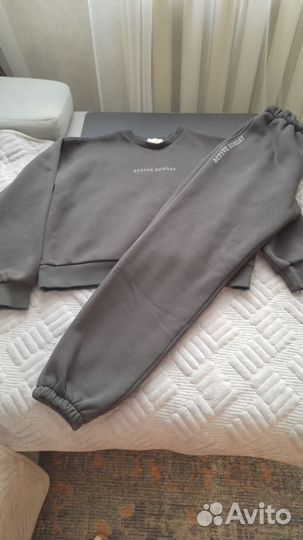 Спортивный костюм женский