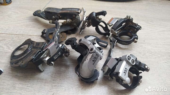 Рули, подседельный штырь, седло