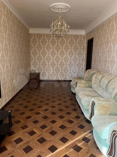 2-к. квартира, 70 м², 6/9 эт.