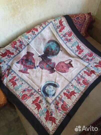 Платок женский шелковый