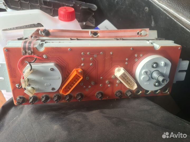 Панель приборов ваз 21213