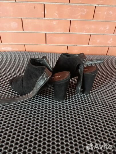 Ботильоны 36 натуральная замша