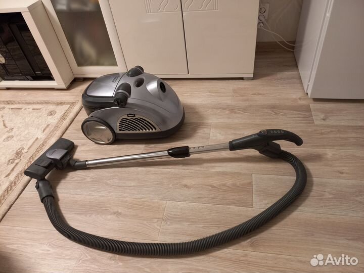 Пылесос cameron 1800