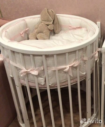 Бортики в детскую кроватку для девочки