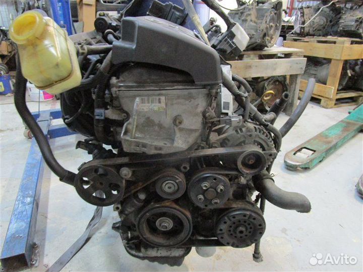 Двигатель Toyota Avensis AZT250 1AZ-FSE 2004