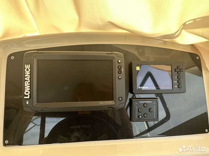 Катер velvette cabin 23 active sedan