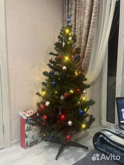 Елка искусственная