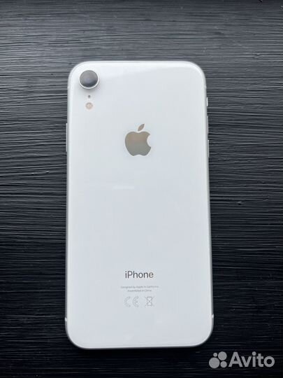 iPhone Xr, 64 ГБ