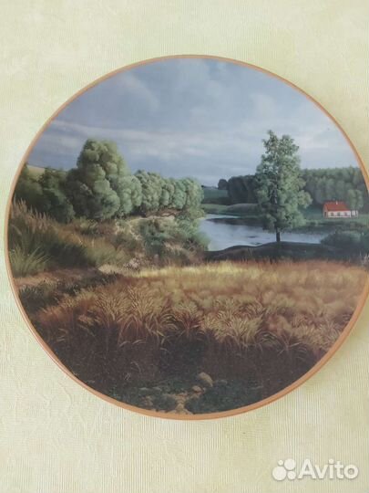 Тарелка декоративная настенная