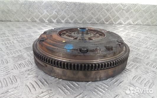 Маховик дизельный volkswagen bora 1 (UBE09A301)