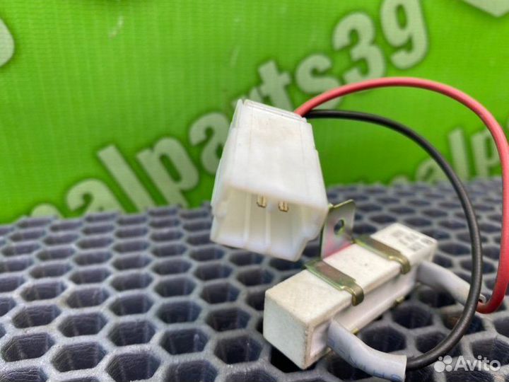 Резистор Mazda Mpv LW5W GY-DE 2.5 2001