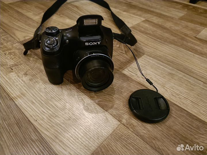 Компактный фотоаппарат Sony dsc-h100