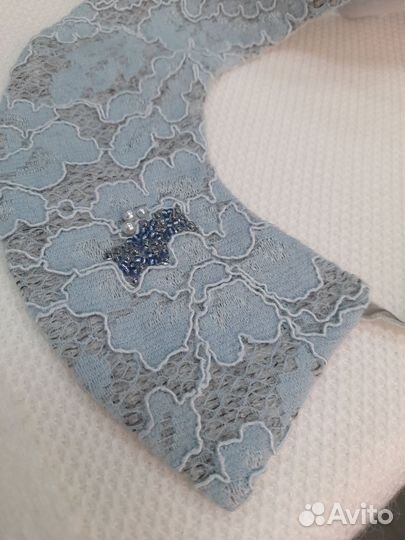 Воротник съёмный кружевной с вышивкой