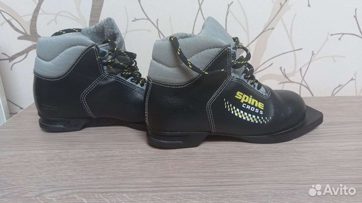 Лыжные ботинки 36 р-р