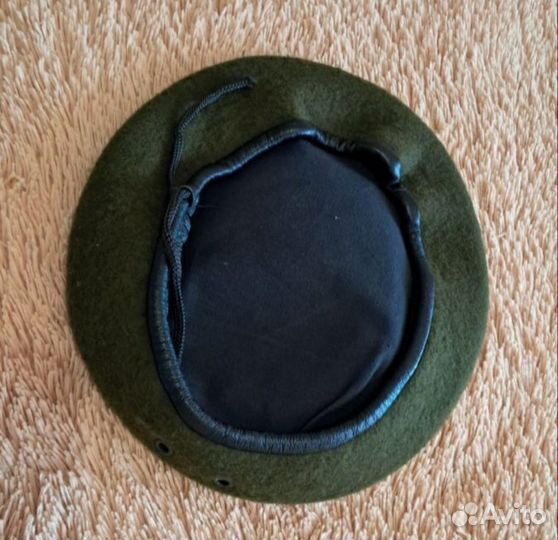 Берет оливковый