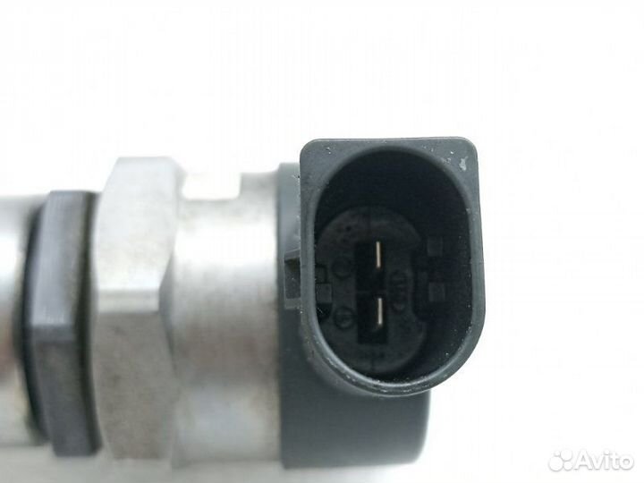 Топливная рейка (рампа) Bmw 5-Series E60 2.0D 2009