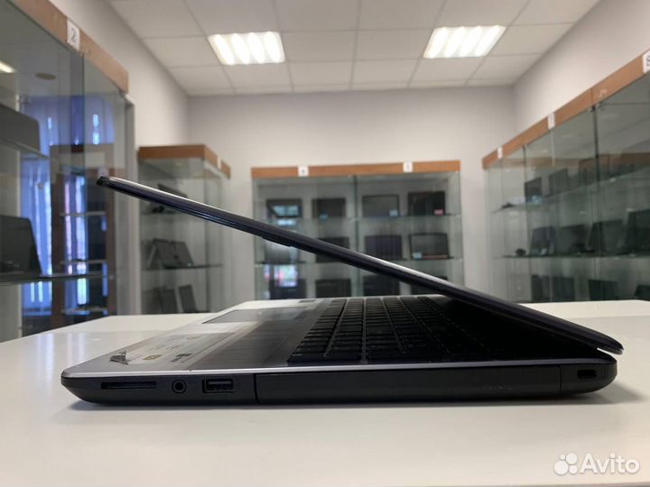 Игровой ноутбук Asus (i3-7th/ 8gb/ SSD/ 940MX)