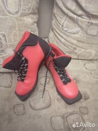 Лыжные ботинки 37 размер