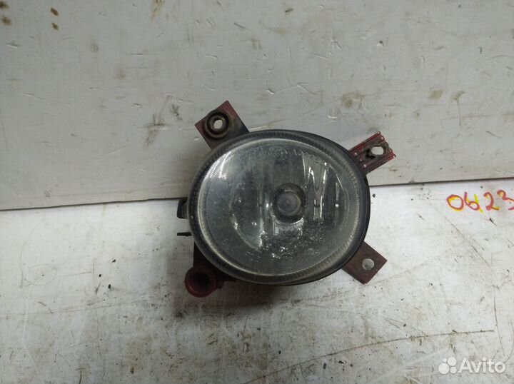 Фара противотуманная Audi A4 B7 2004-2009