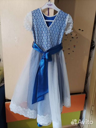 Платье для девочки праздничное