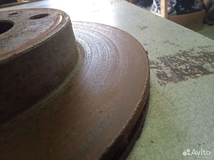 Тормозные диски передние Nissan Sunny Ниссан Санни