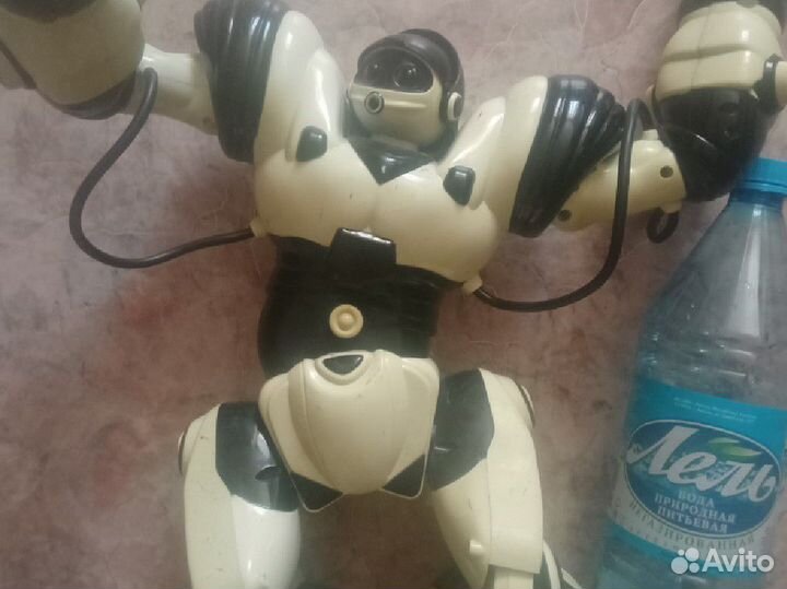 Игрушка робот трансформер