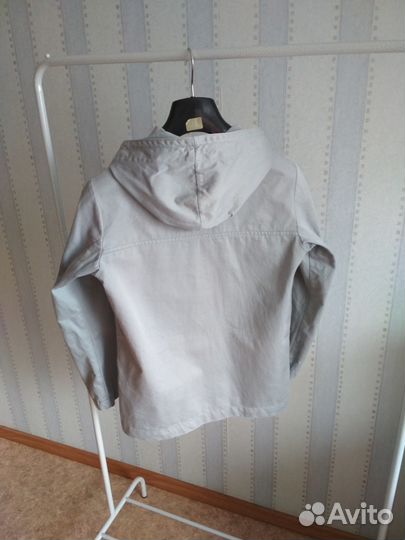 Куртка с капюшоном