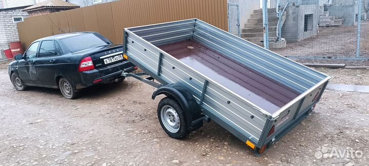 Прицеп легковой