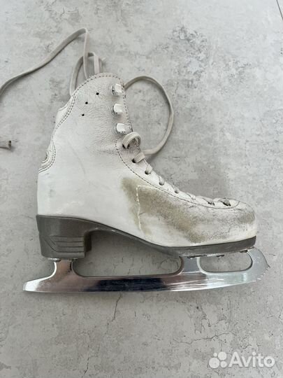 Коньки фигурные детские Risport RF4 210