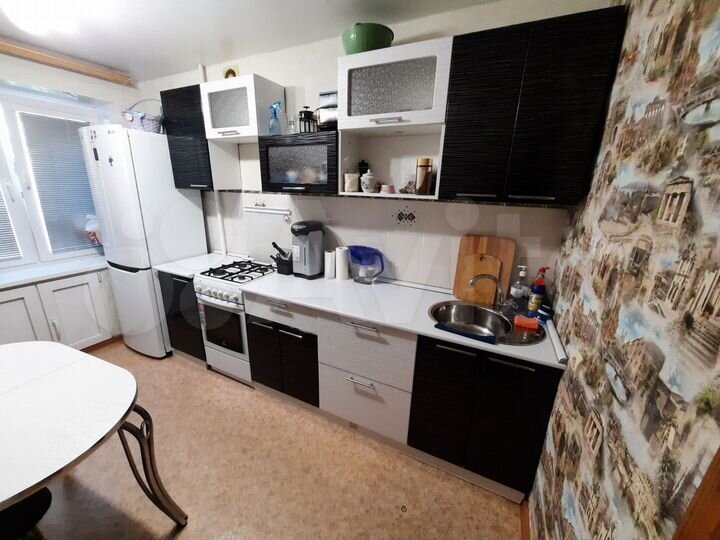 2-к. квартира, 44 м², 4/9 эт.