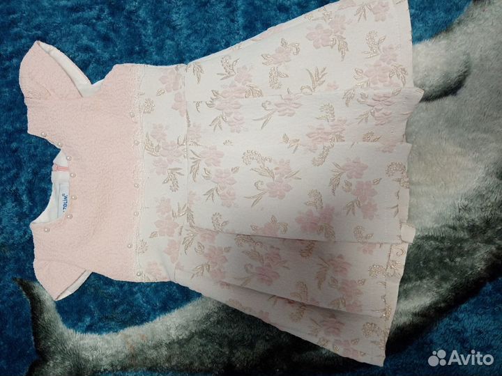 Продам детское платье