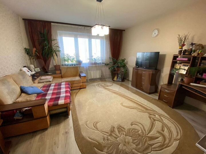 3-к. квартира, 76 м², 10/10 эт.