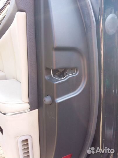 Замок двери Hyundai Equus передний правый