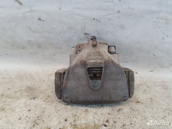 Суппорт передний правый Opel Astra H Z14XEP 2008