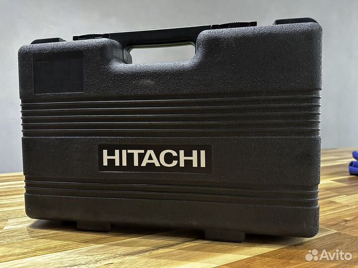 Шуруповерт hitachi