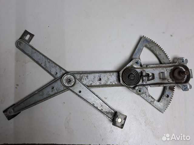 Механический стеклоподъемник. М.В.190,w201.пер.пр