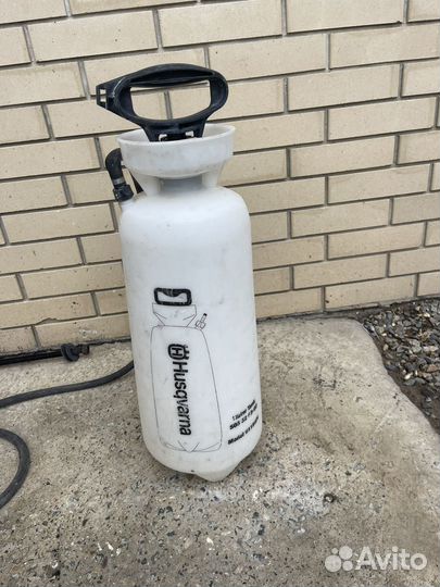 Водяной бак со шлангом Husqvarna 15 л