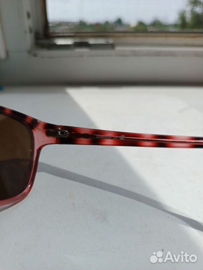 Солнцезащитные очки универсальные