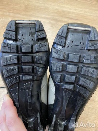 Лыжные ботинки