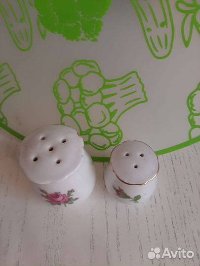 Солонка и перечница. Кахла ГДР